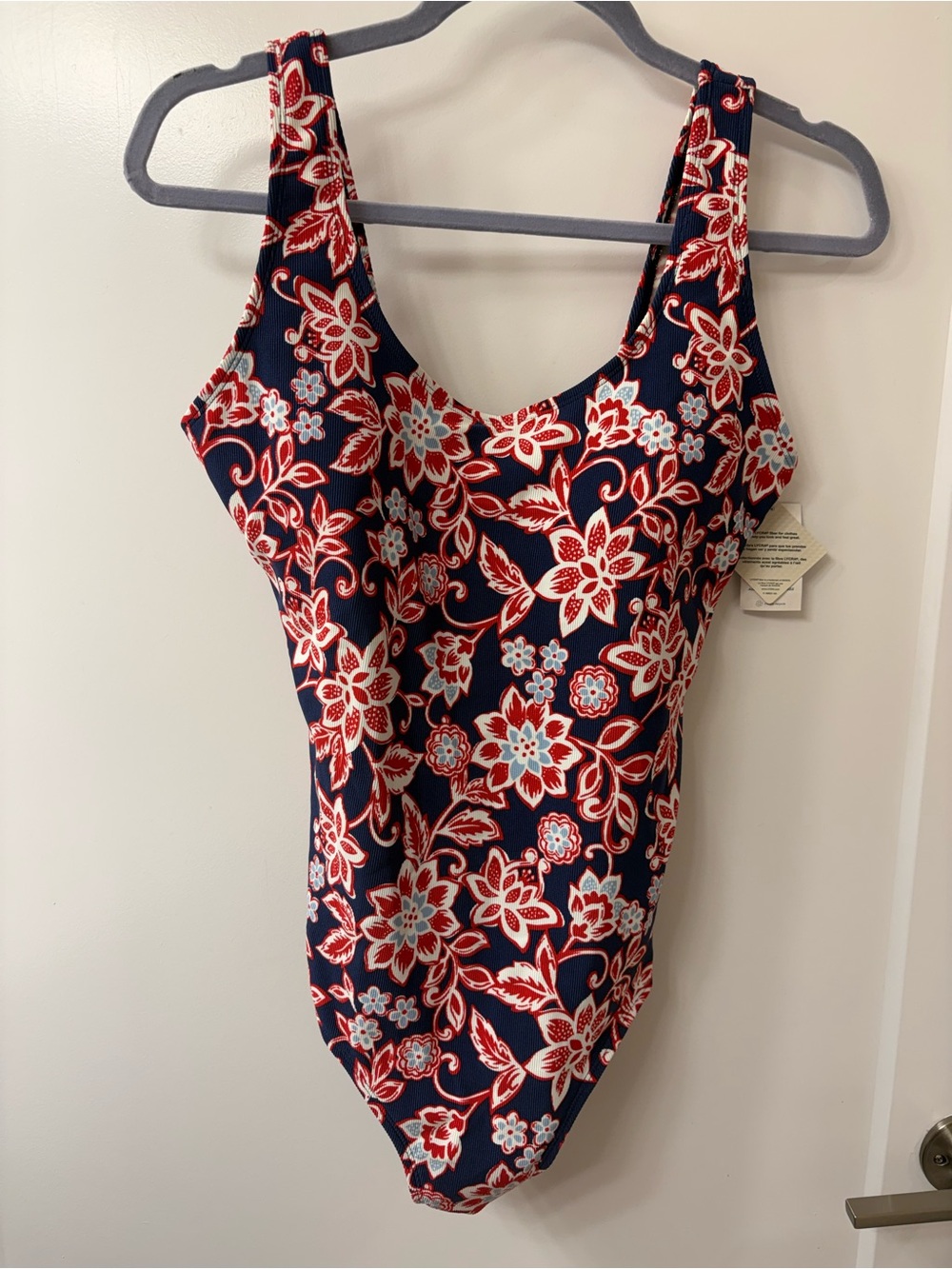 NWT L.L.Bean Red White & Blue Floral Print UPF 50+ One-Piece Swimsuit Sz 14